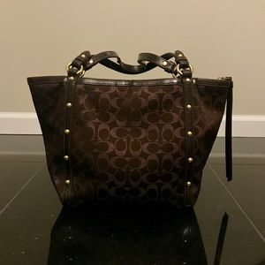 Coach Chocolate Tote 👜 Purse **HOLD**